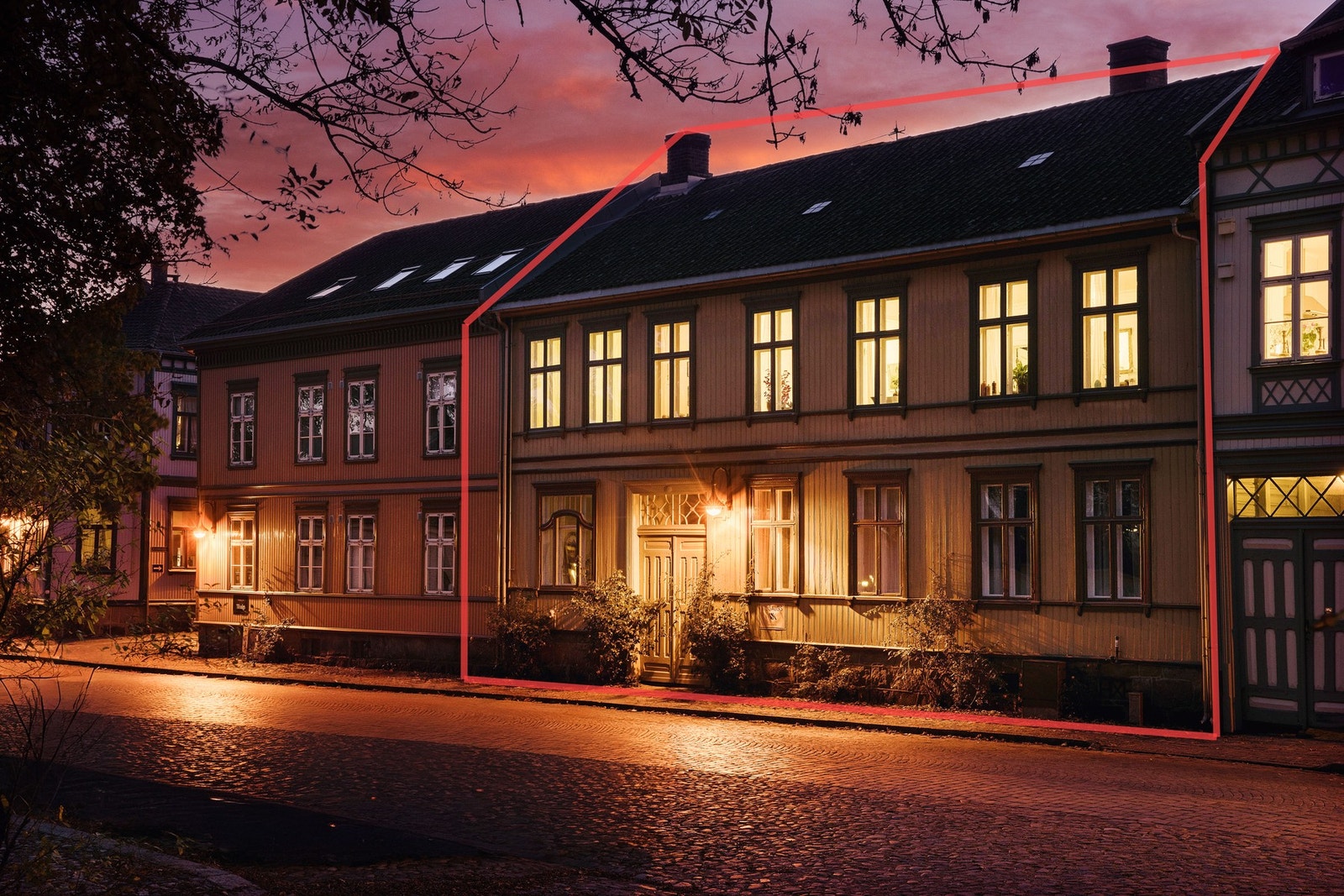 Fantastiske Gamlebyen med brosteinsgater og trehusidyll Galleribilde