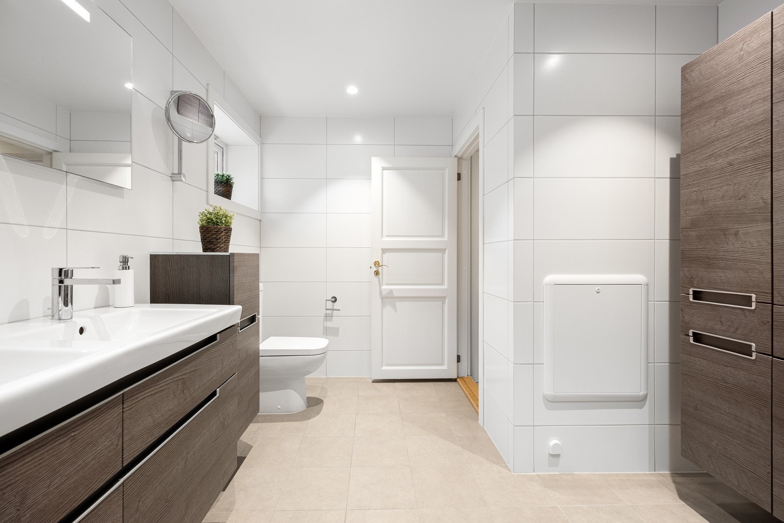 Badet fremstår som meget delikat Galleribilde