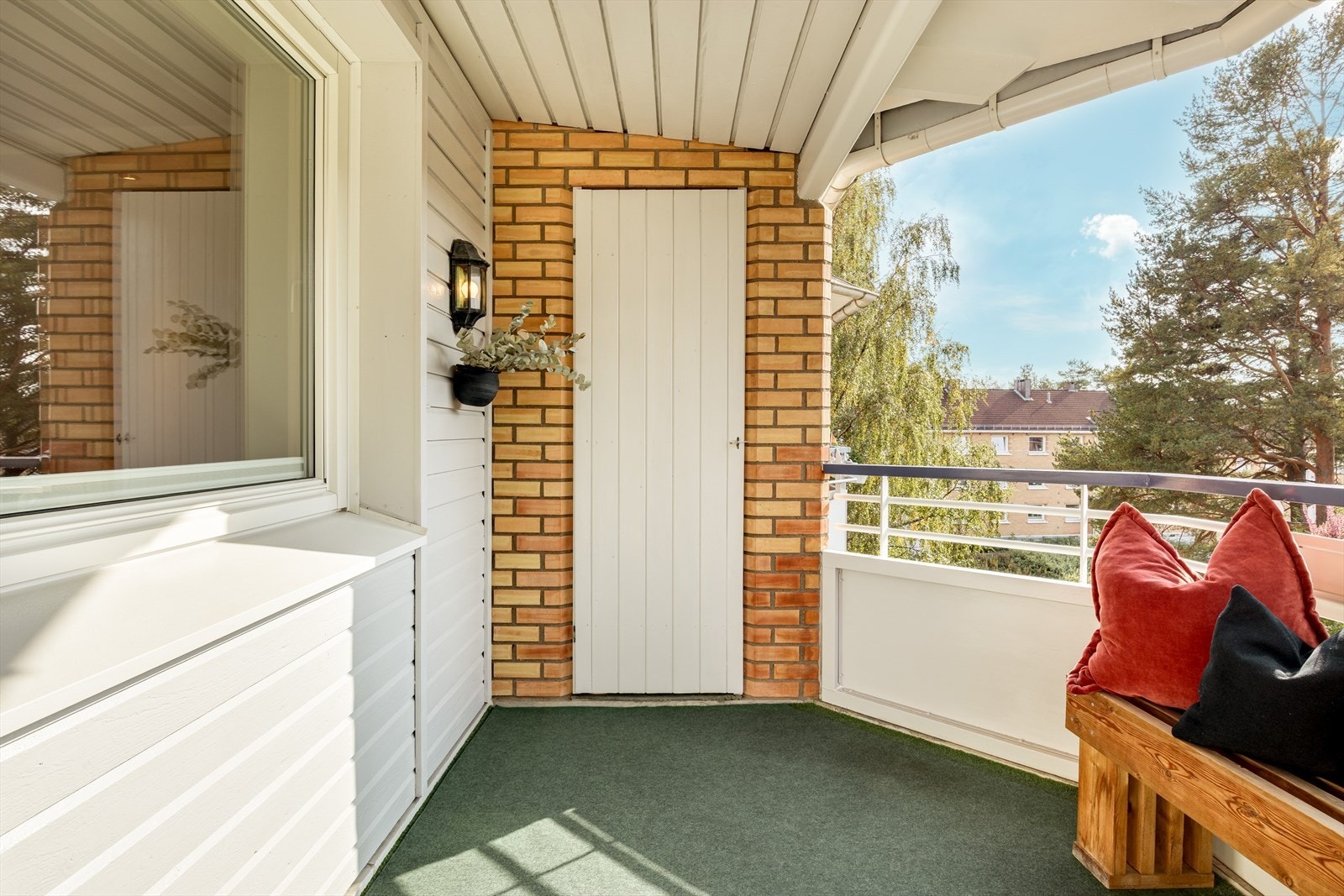 Meget praktisk bod på balkongen, på ca. 1,16 m² Galleribilde