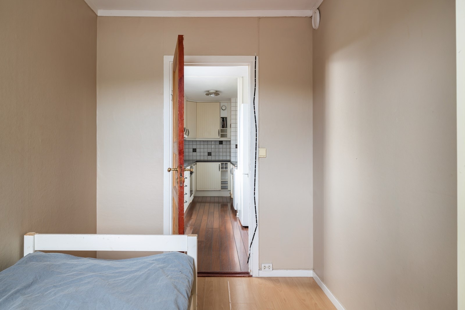 Dette rommet kan også fint brukes som gjesterom, barnerom eller kontor. Galleribilde