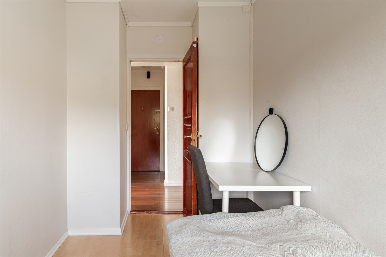 Fleksibelt rom som kan brukes som kontor, barnerom eller gjesterom. Galleribilde