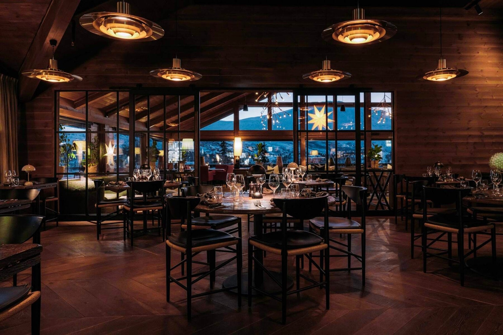 I tilknytning til Gausta fjellresort og skisenteret er det flere fine spisesteder. Galleribilde