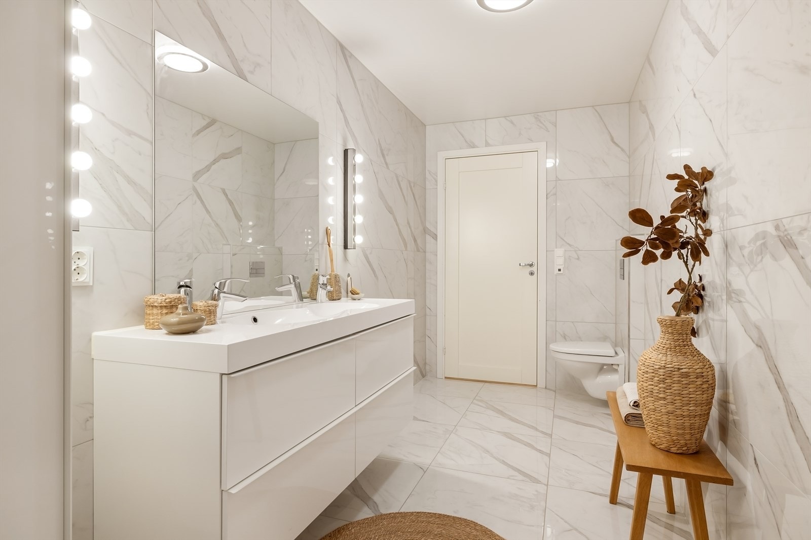 | Fana Sparebank Eiendom Galleribilde