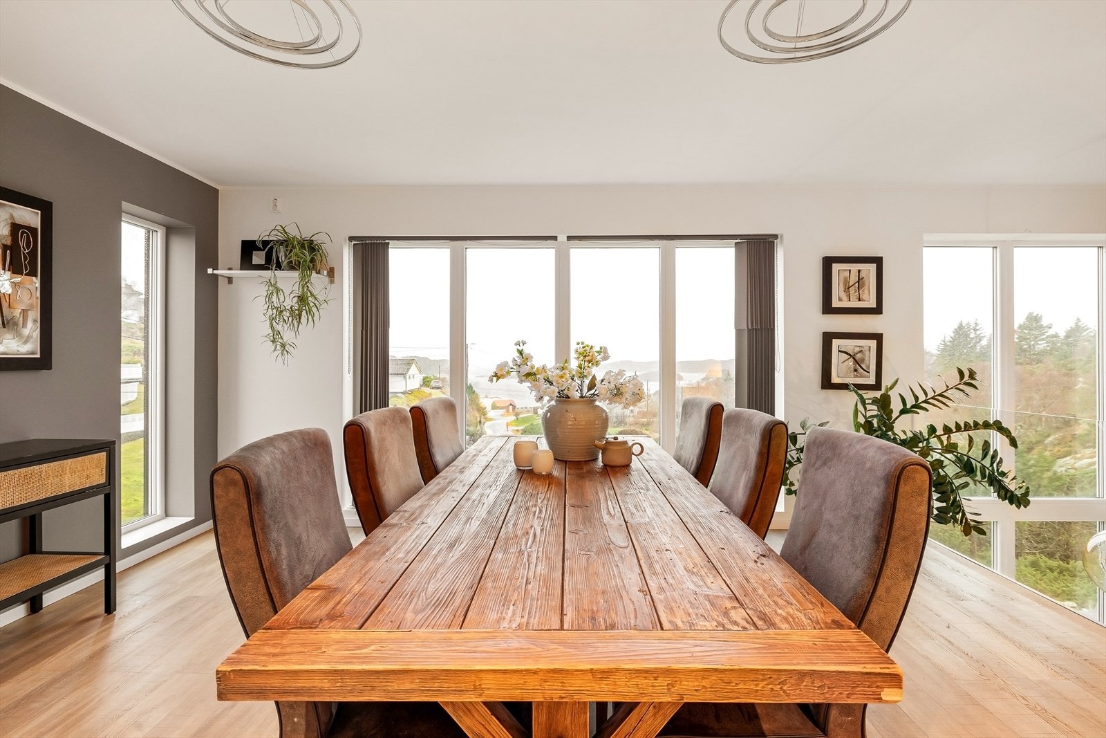 | Fana Sparebank Eiendom Galleribilde