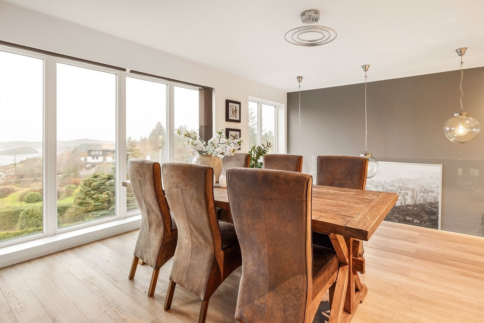 | Fana Sparebank Eiendom Galleribilde