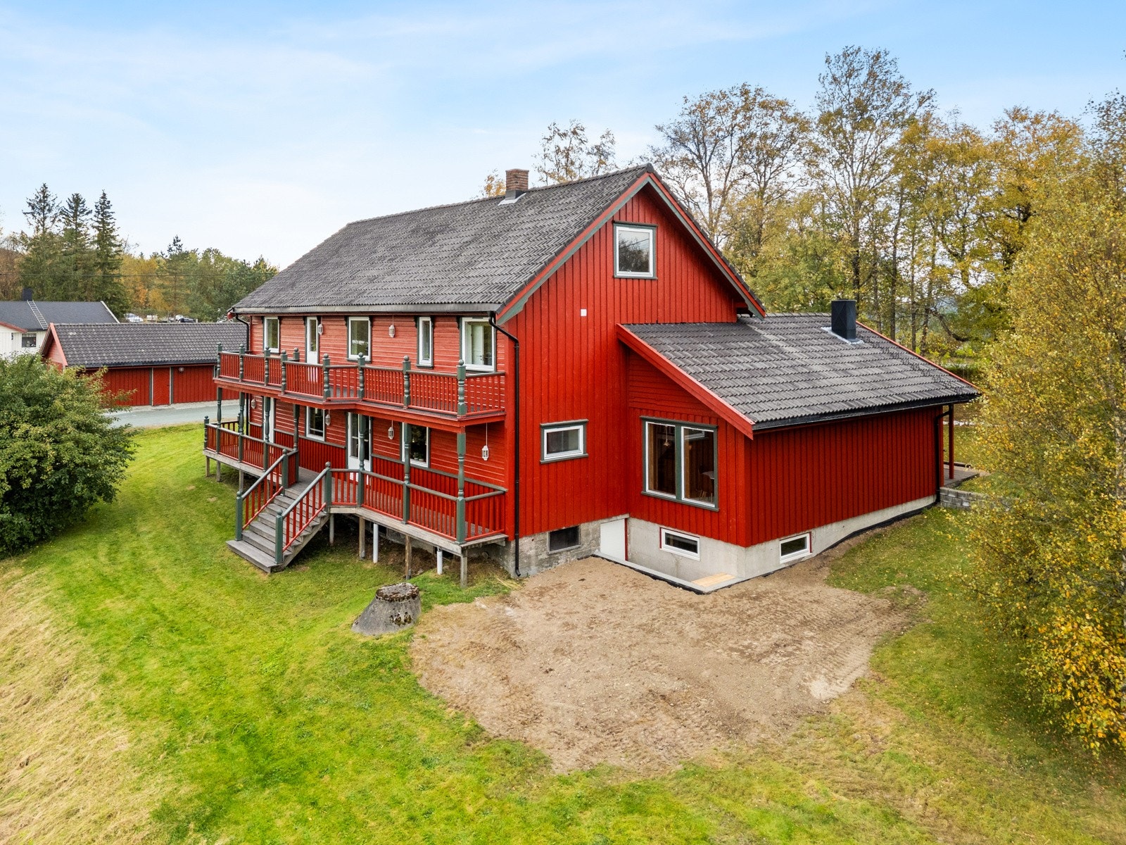 Husbygrenda 316. Galleribilde