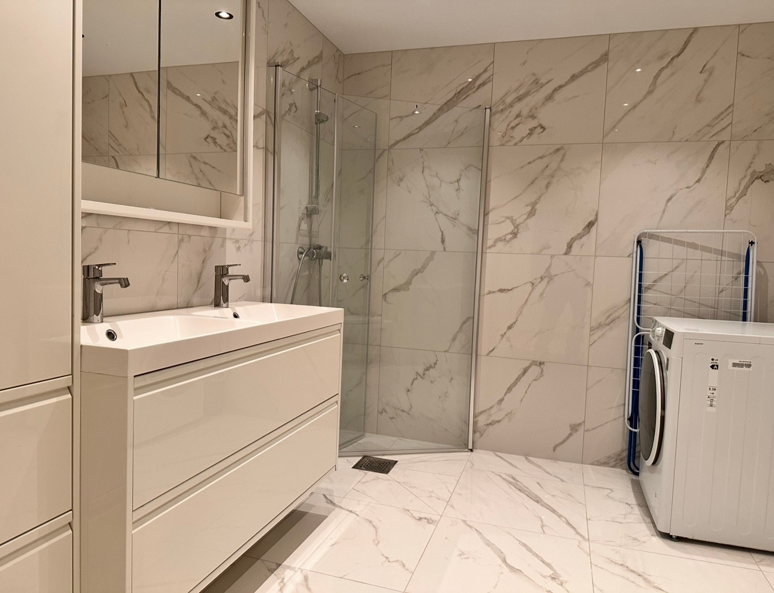 Stort nytt bad Galleribilde