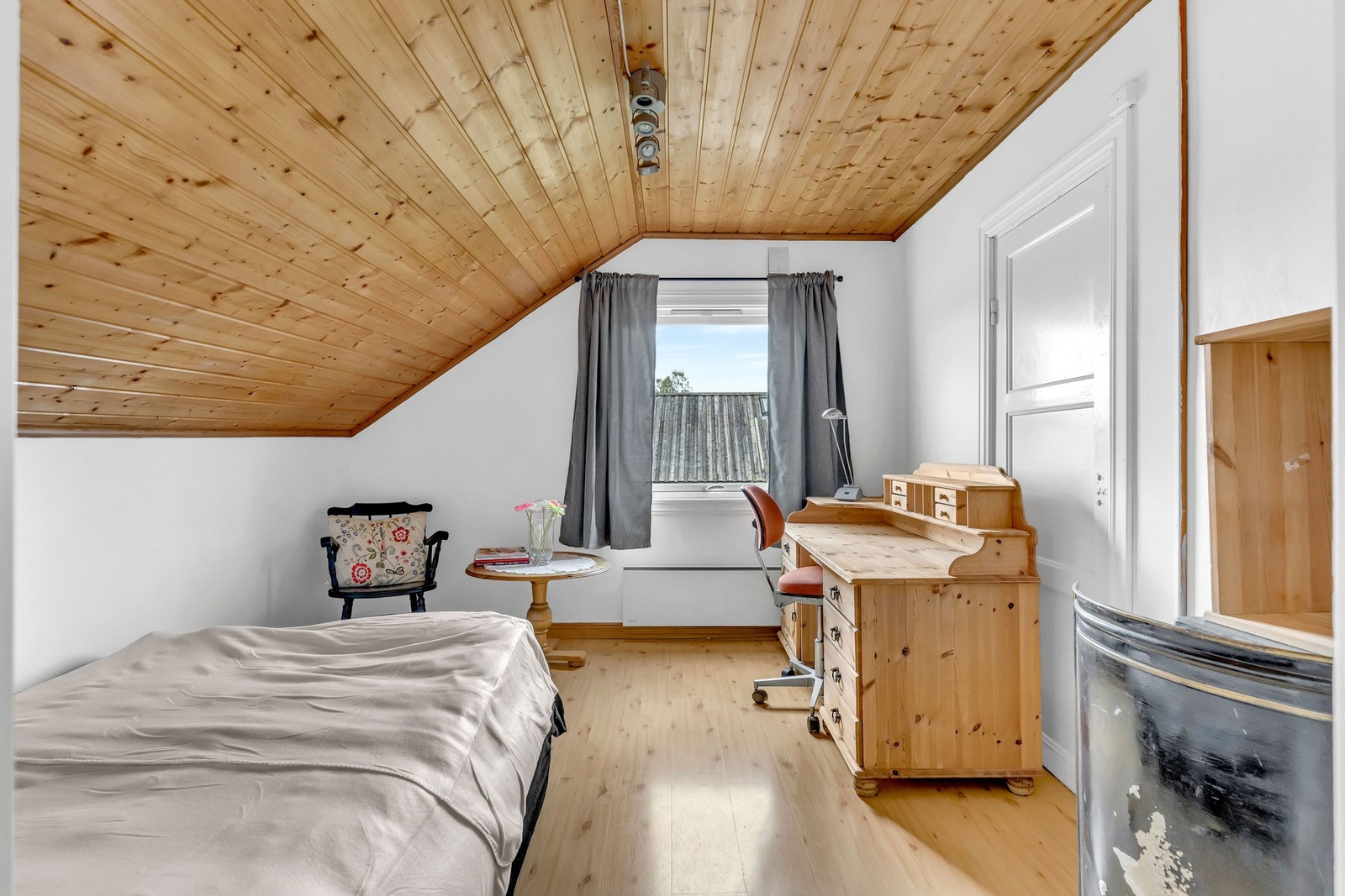 Det fjerde soverommet blir i dag brukt som arbeidsrom. Galleribilde