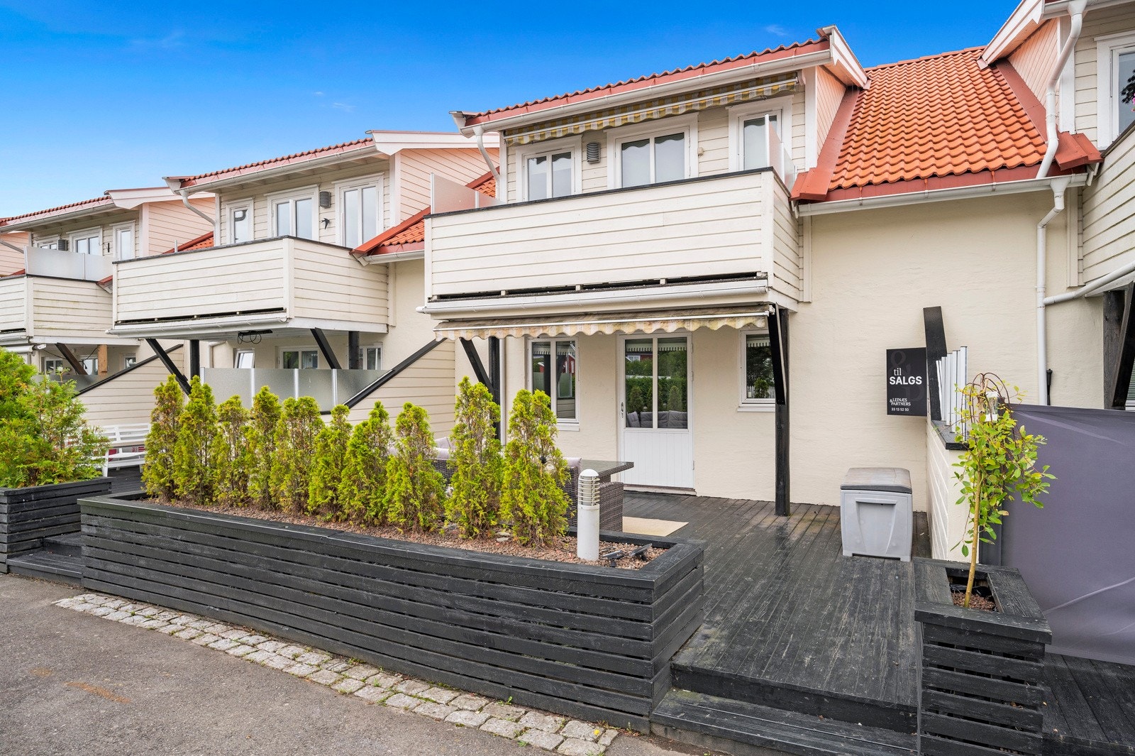 Her har du enkel tilkomst og en romslig terrasse Galleribilde