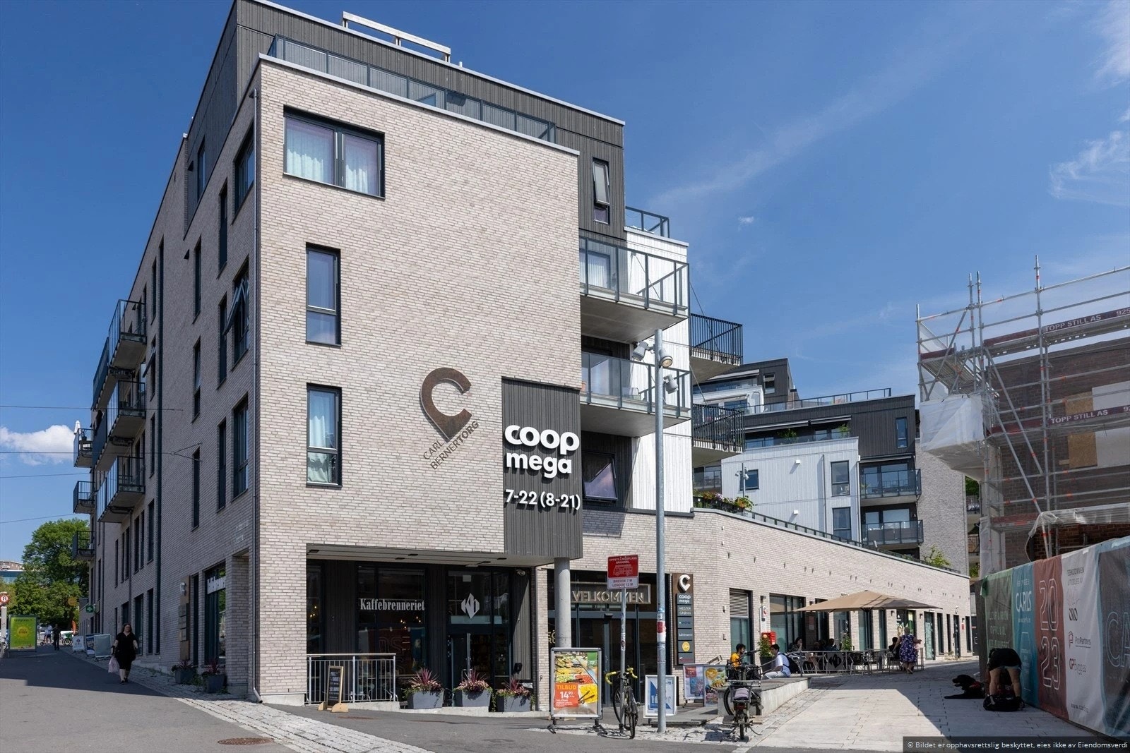 Carl Berners Plass er kun en kort spasertur unna. Galleribilde