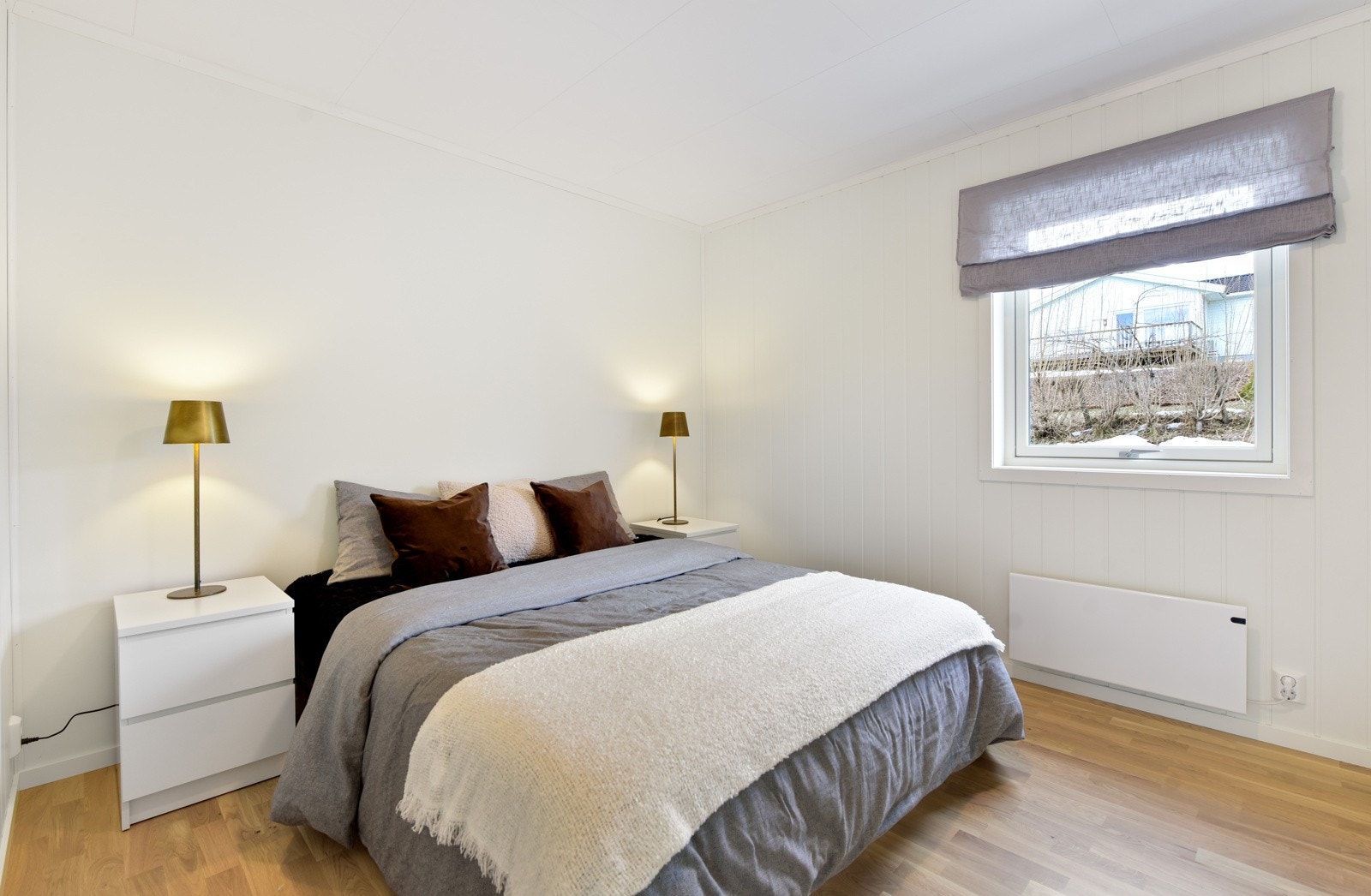 Hovedsoverom med god plass til garderobeløsning Galleribilde