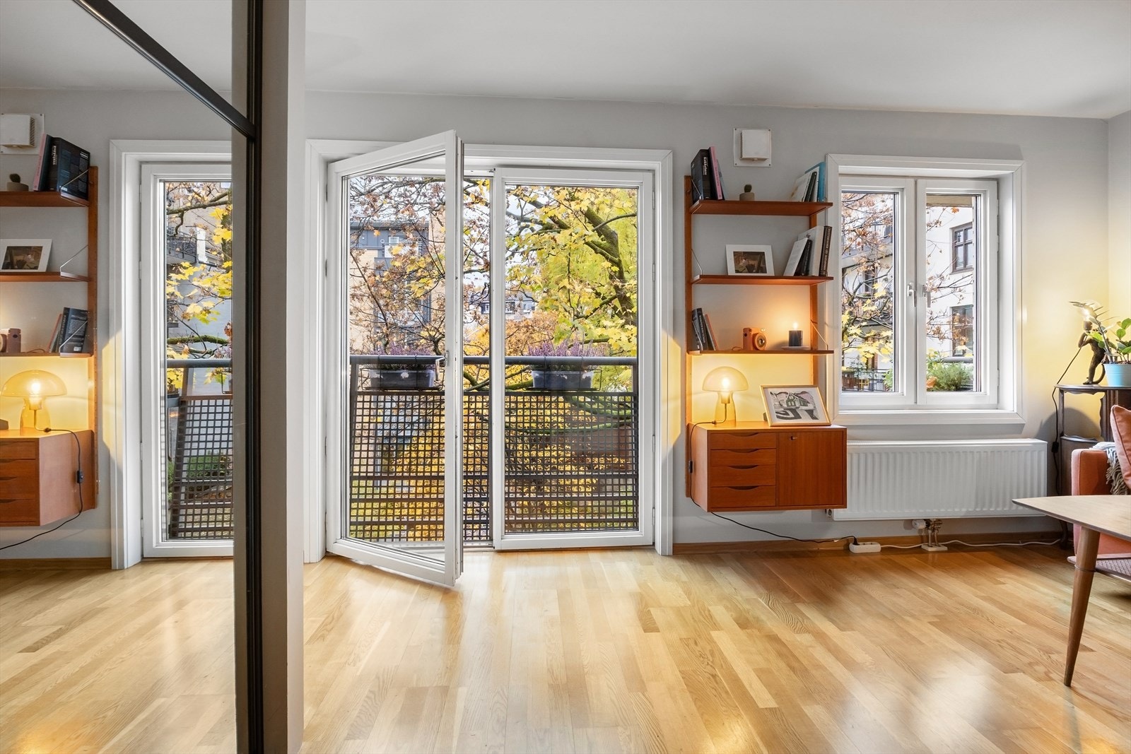 Lys, pen og arealeffektiv 2-roms selveier med sentral beliggenhet på St. Hanshaugen. Galleribilde