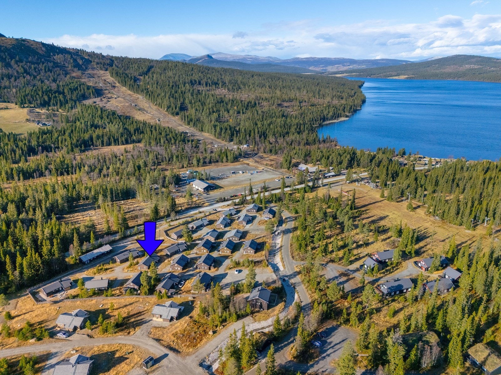 Gålå er en helårsdestinasjon med et rikt utvalg friluftsaktiviteter. Alpinbakken i Valsfjell åpner vintersesongen 2025/2026 med ny T-krok-heis Galleribilde