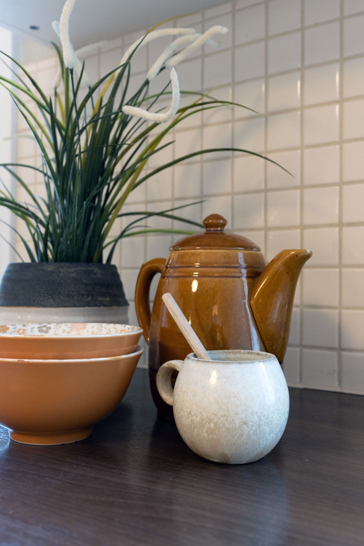 Fliser på vegg over benkeplaten Galleribilde