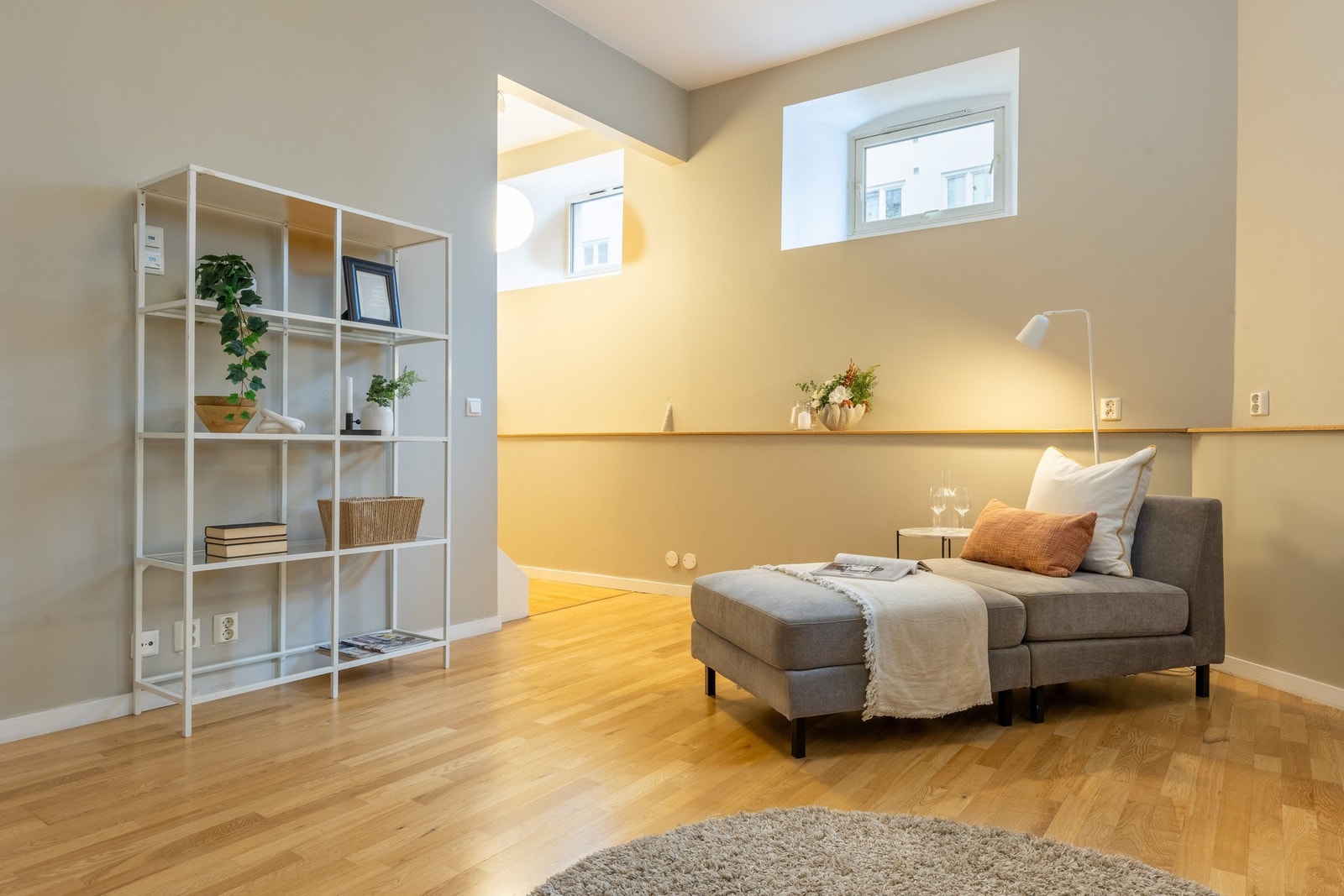 Gode møbleringsmuligheter gjør det enkelt å tilpasse rommet etter behov og stil Galleribilde