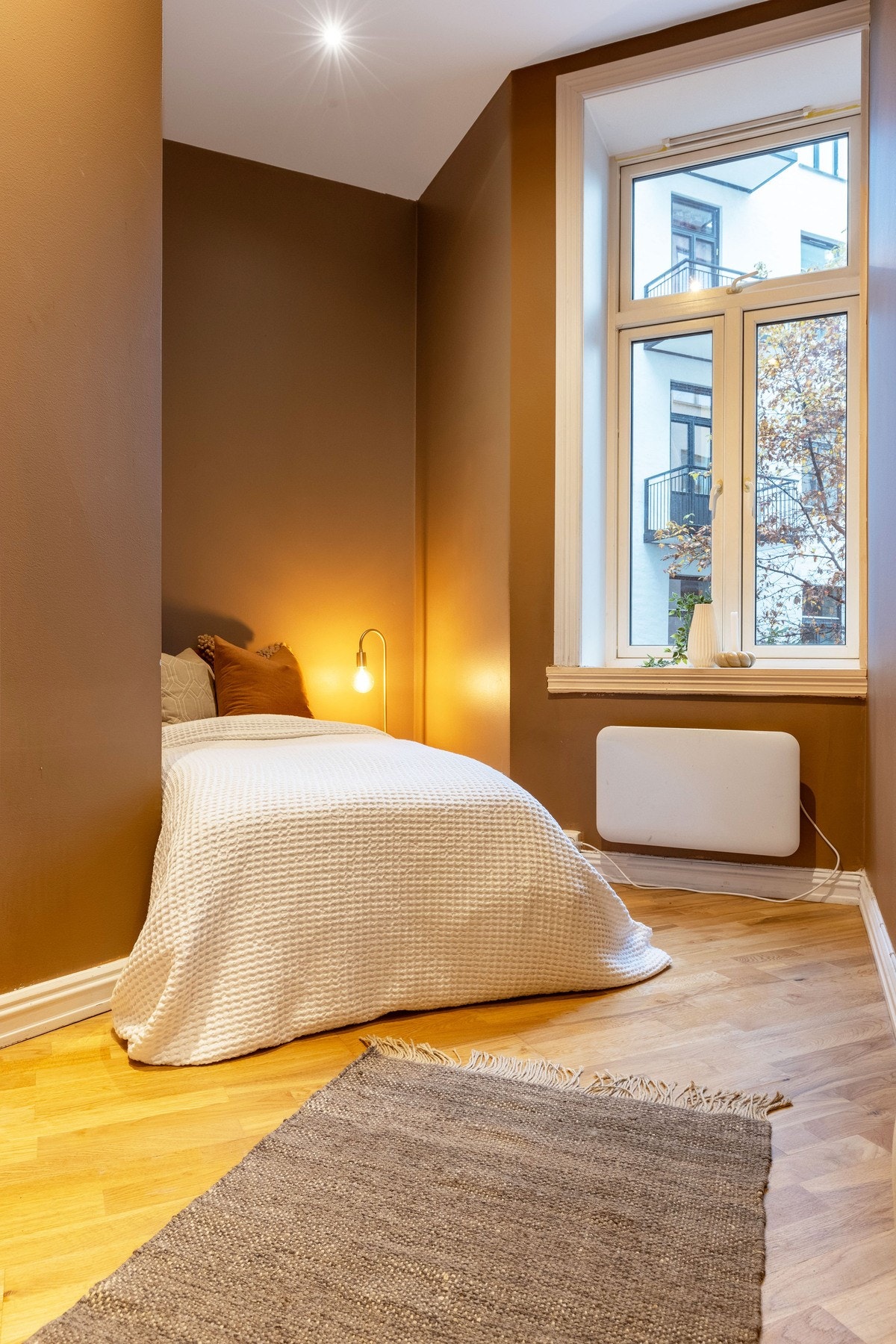 Det er plass til enkeltseng og annet ønsket møblement Galleribilde