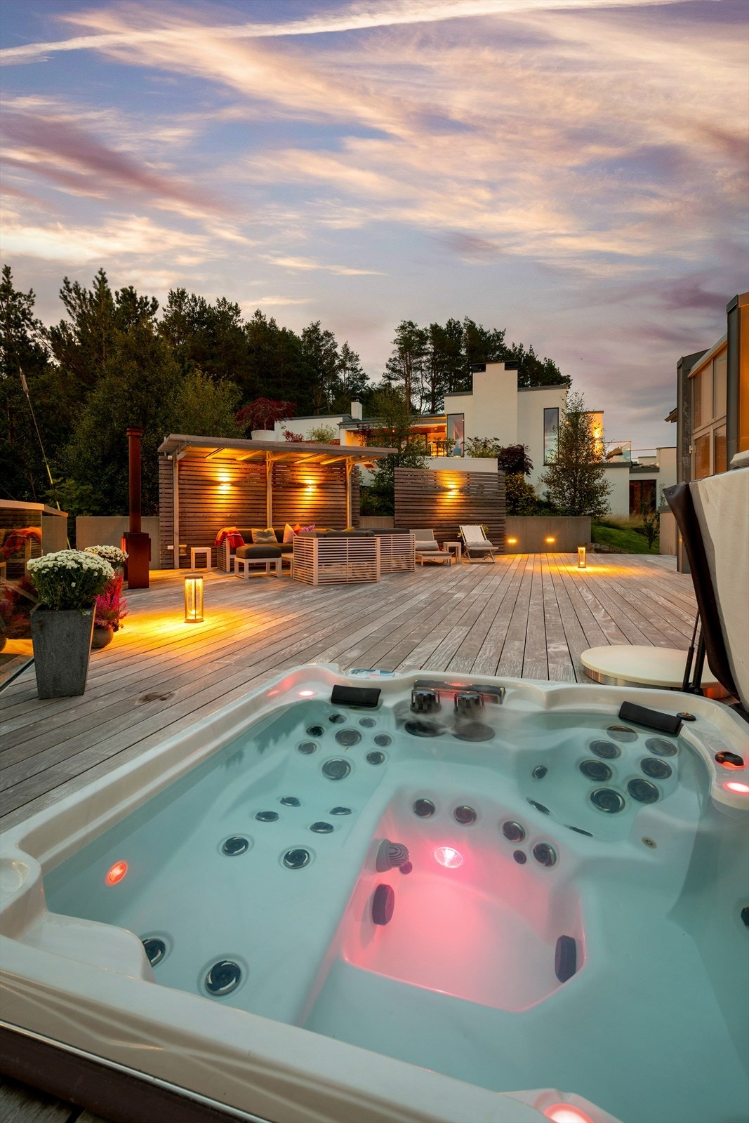 Kveldssteming fra jacuzzi og terrassen Galleribilde