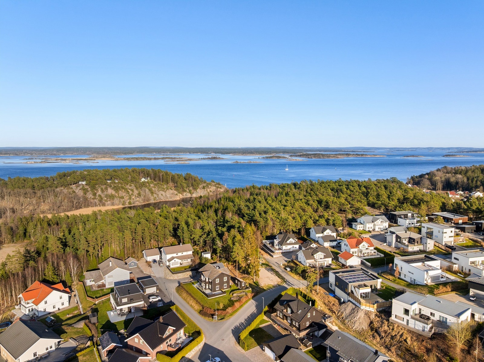På Lunde bor du med nærhet til både sjøen og øyas omfangsrike turområder. Galleribilde