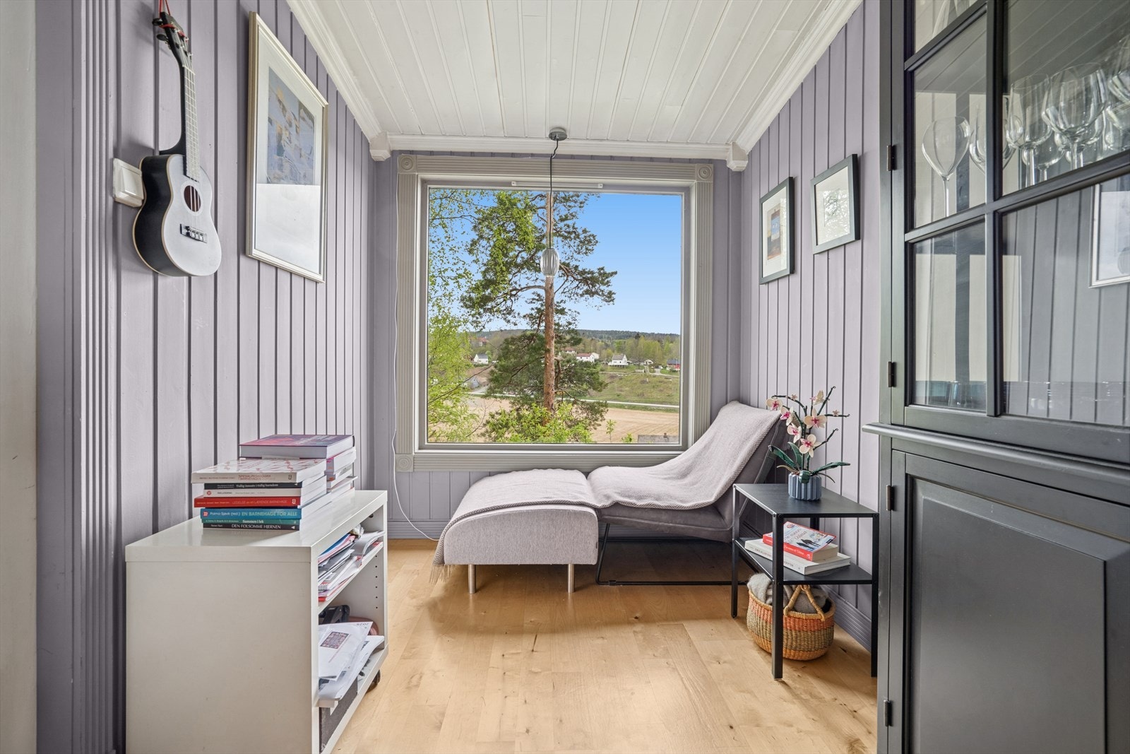 Egen stuedel hvor man kan sitte i ro og nyte den fantastiske utsikten. Galleribilde