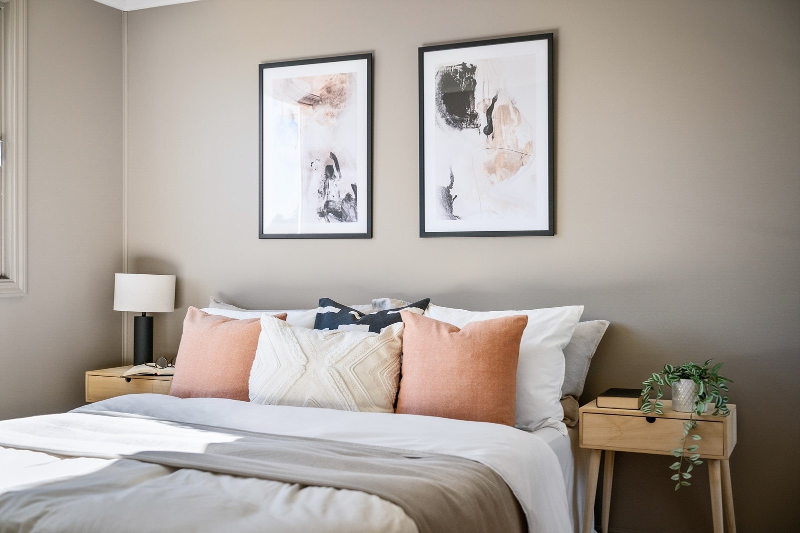 Soverom. Galleribilde