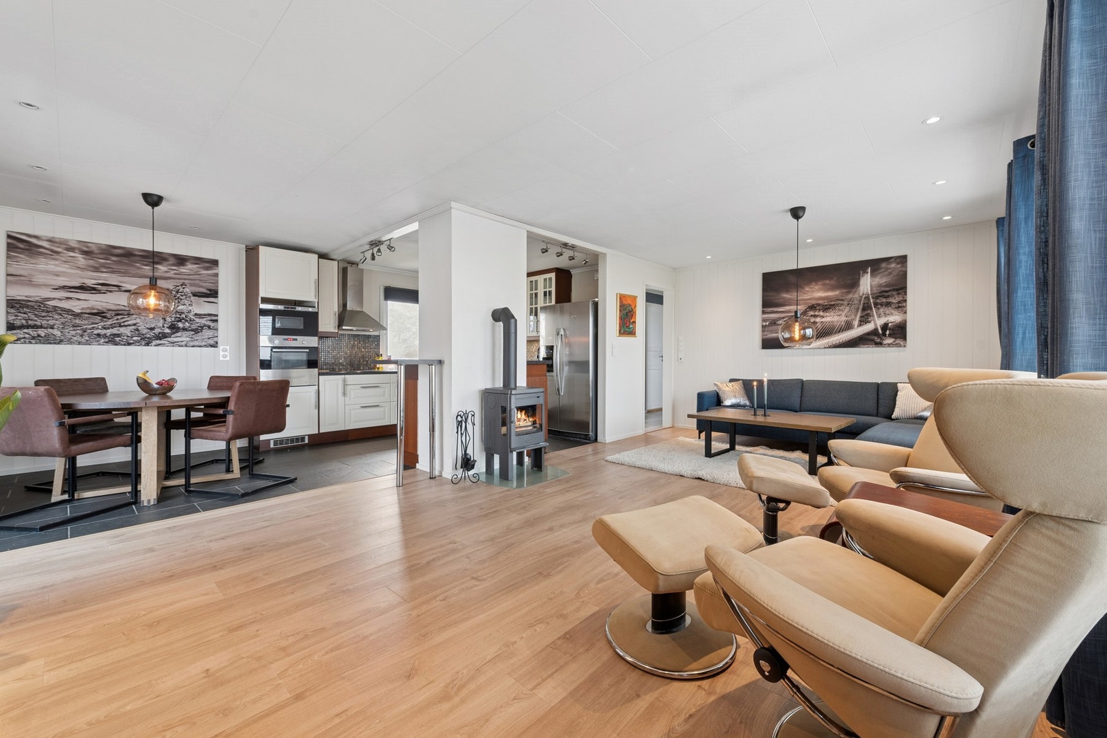 Boligen er opprinnelig fra 1971, men har gjennomgått betydelige oppgraderinger de siste årene. Galleribilde