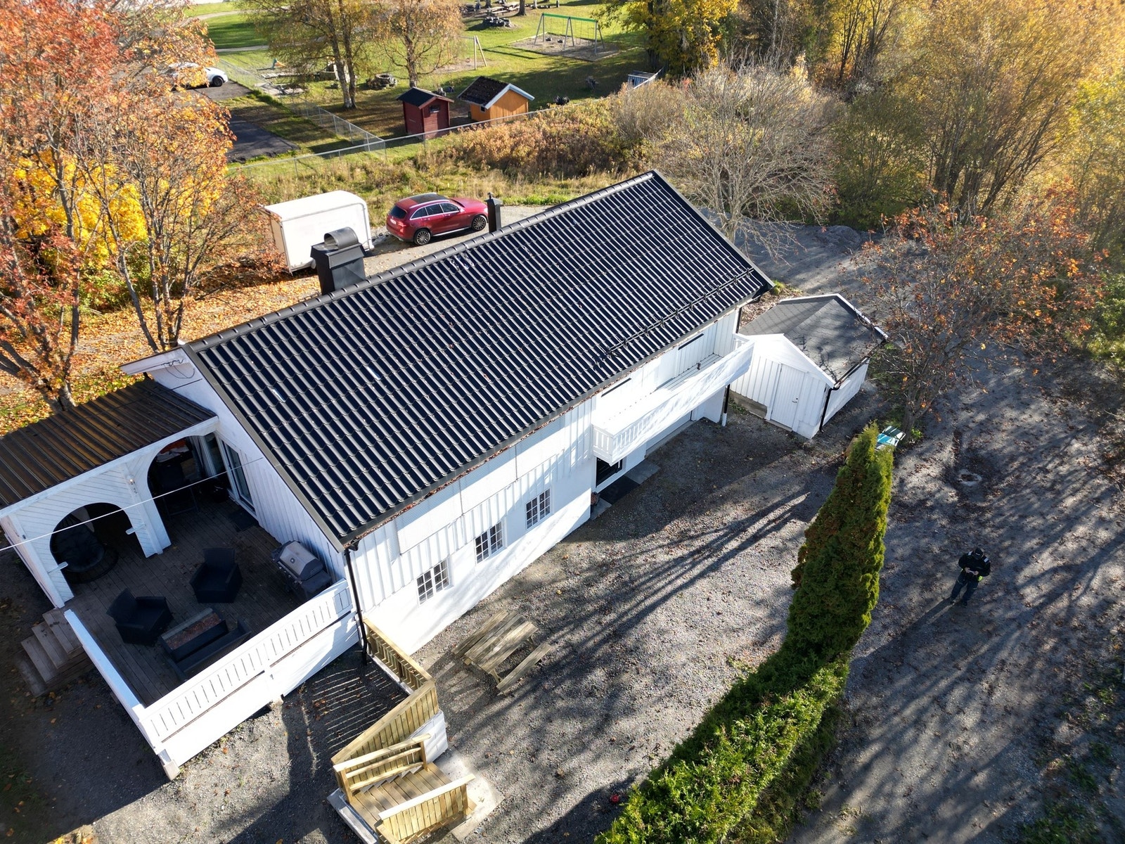 Området består hovedsakelig av eneboliger og småhusbebyggelse, og har lite gjennomgangstrafikk. Galleribilde