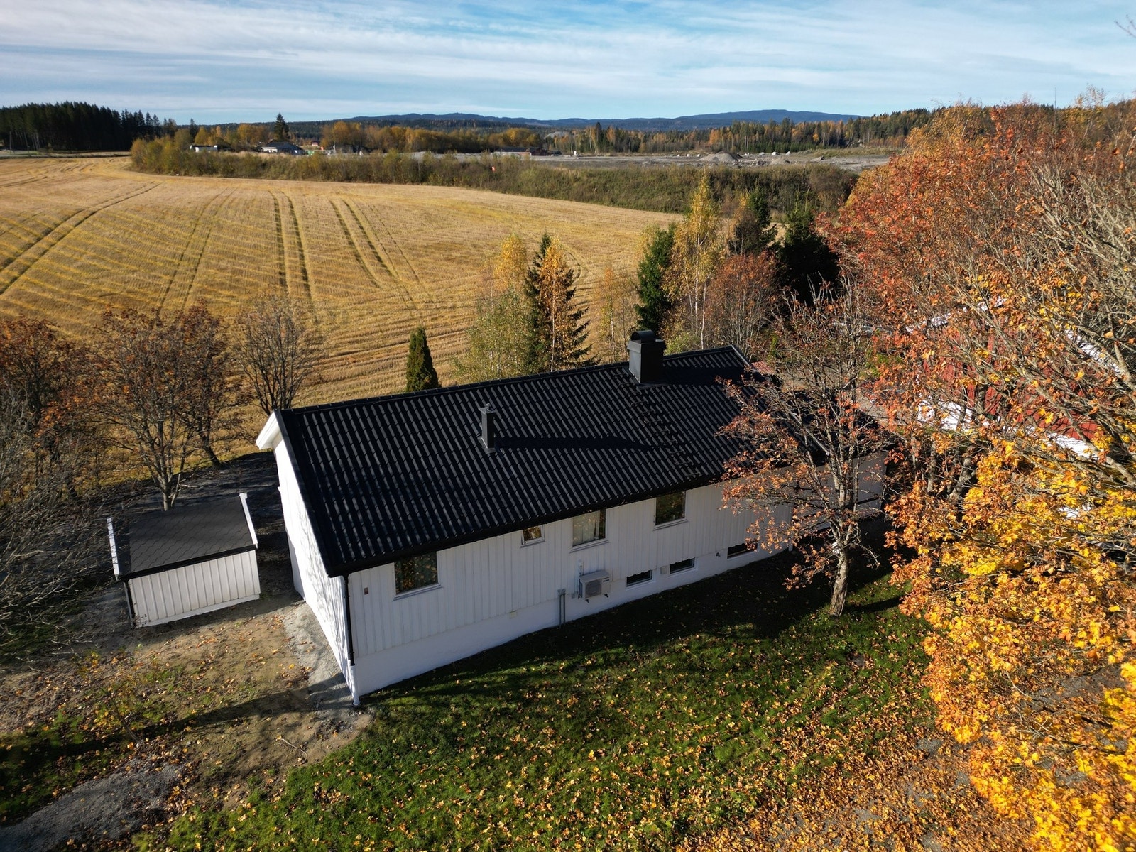 Det er kort vei til barnehager, skoler og fritidstilbud. Galleribilde
