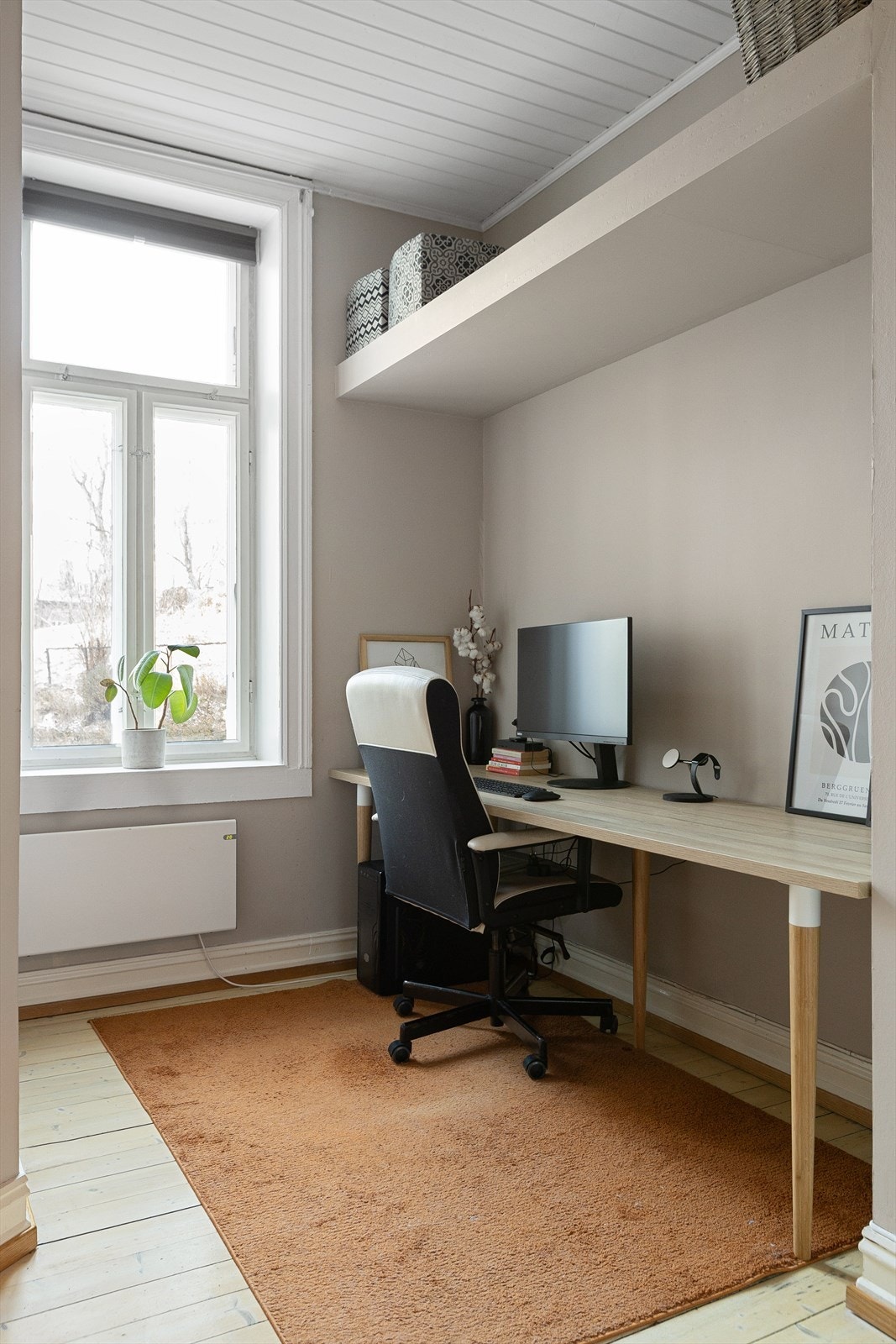 Det siste soverommet er ypperlig som hjemmekontor eller gjesterom. Galleribilde