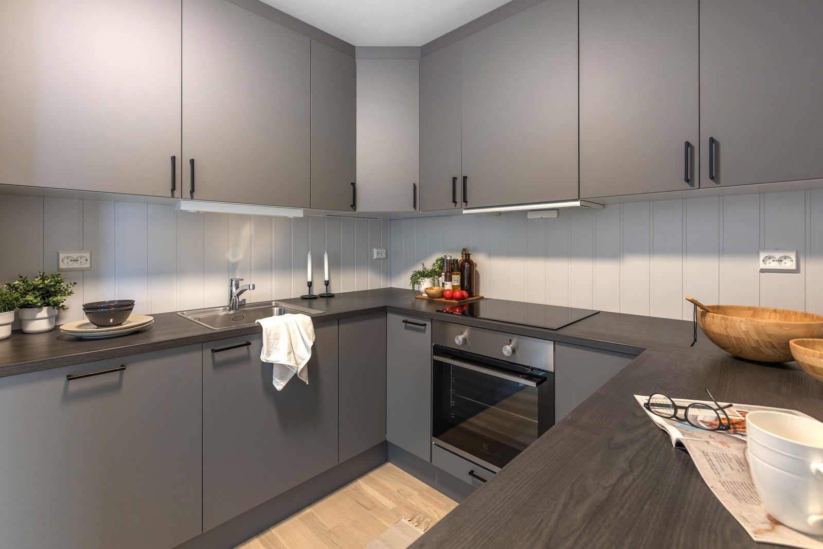 Innredningen har integrerte hvitevarer Galleribilde