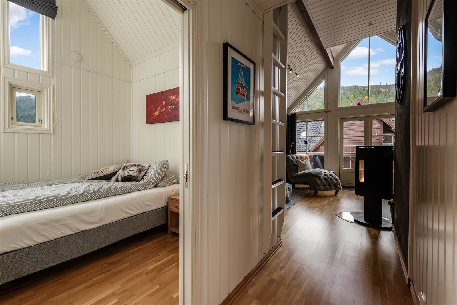 Soverom 3 og stige til hems Galleribilde