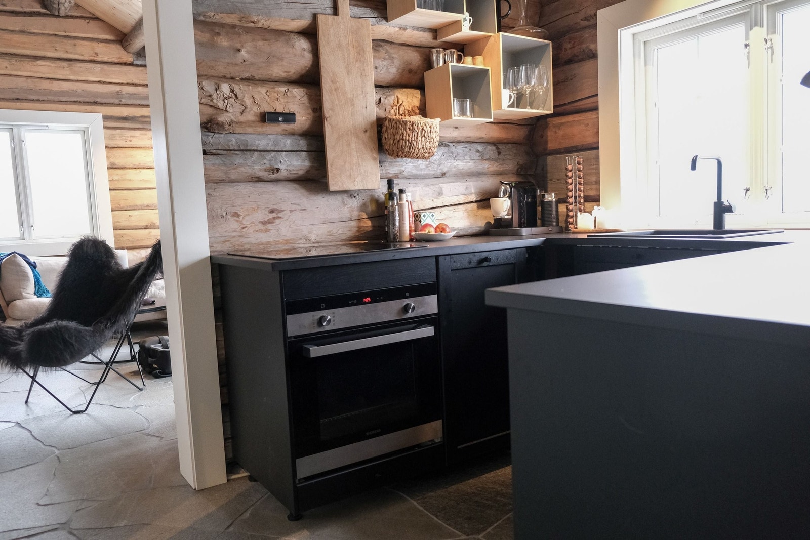 Kjøkken, mot stue Galleribilde