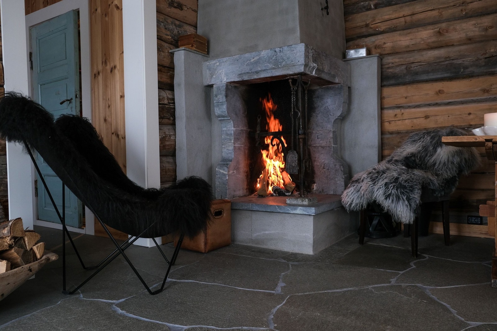Åpen grue i kleberstein, hentet fra gammel hytte på Kvamsfjellet. Antas opp mot 200 år gammel Galleribilde