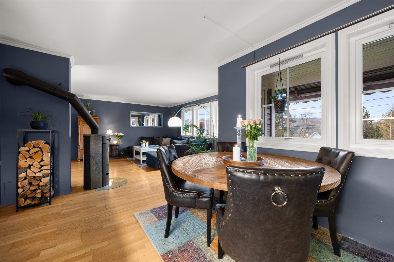 Åpen løsning med god flyt mellom sonene. Galleribilde