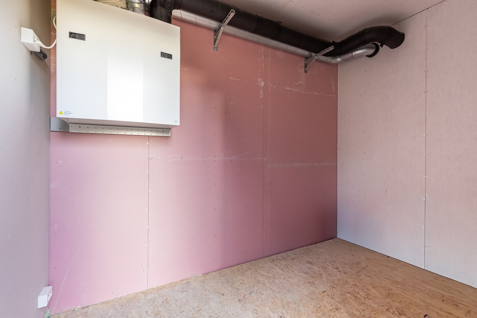 Stor bod med god plass til lagring. Galleribilde