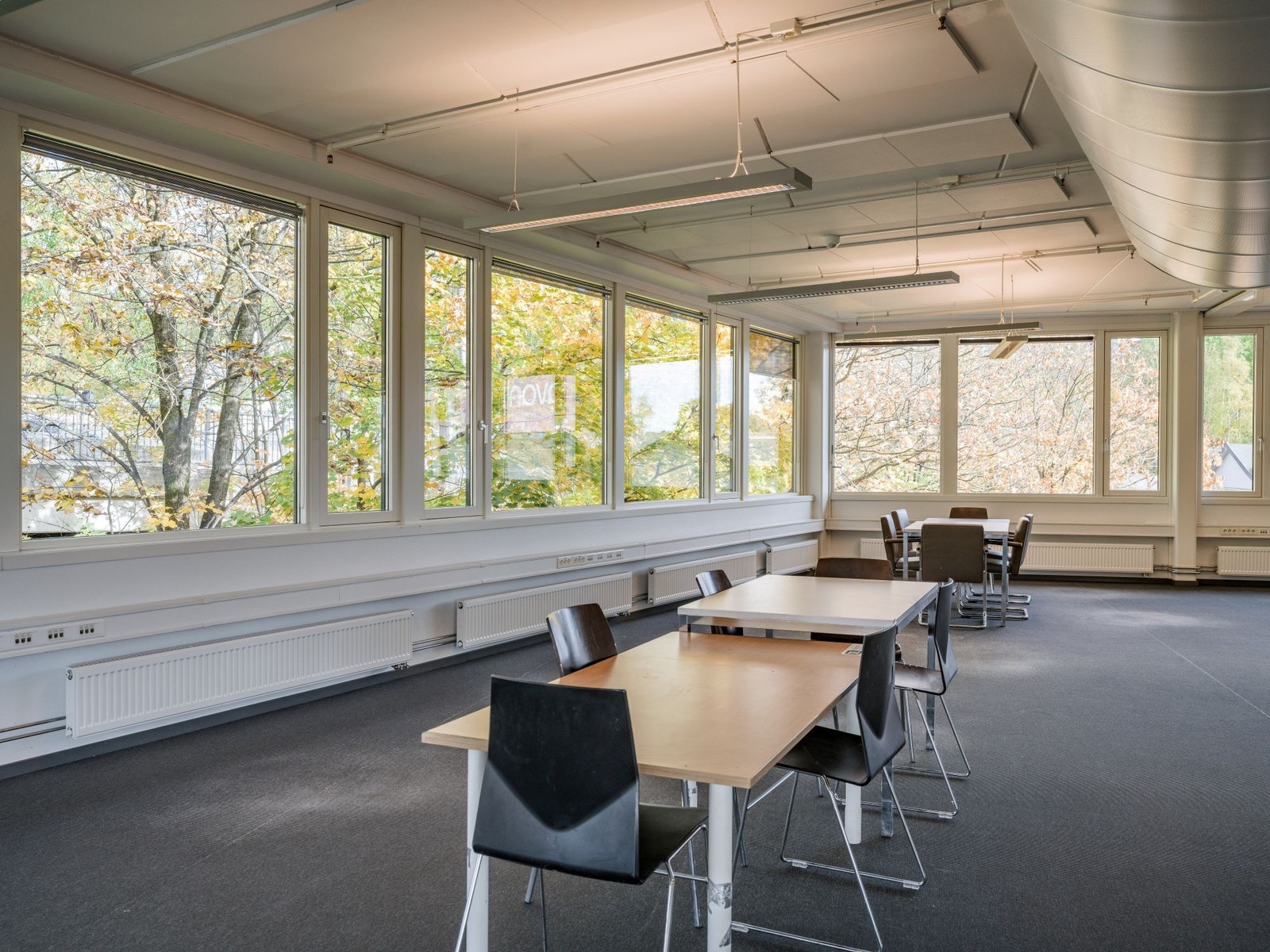 Lokalene vender ut mot Oslo sentrum, og Ring 3 Galleribilde