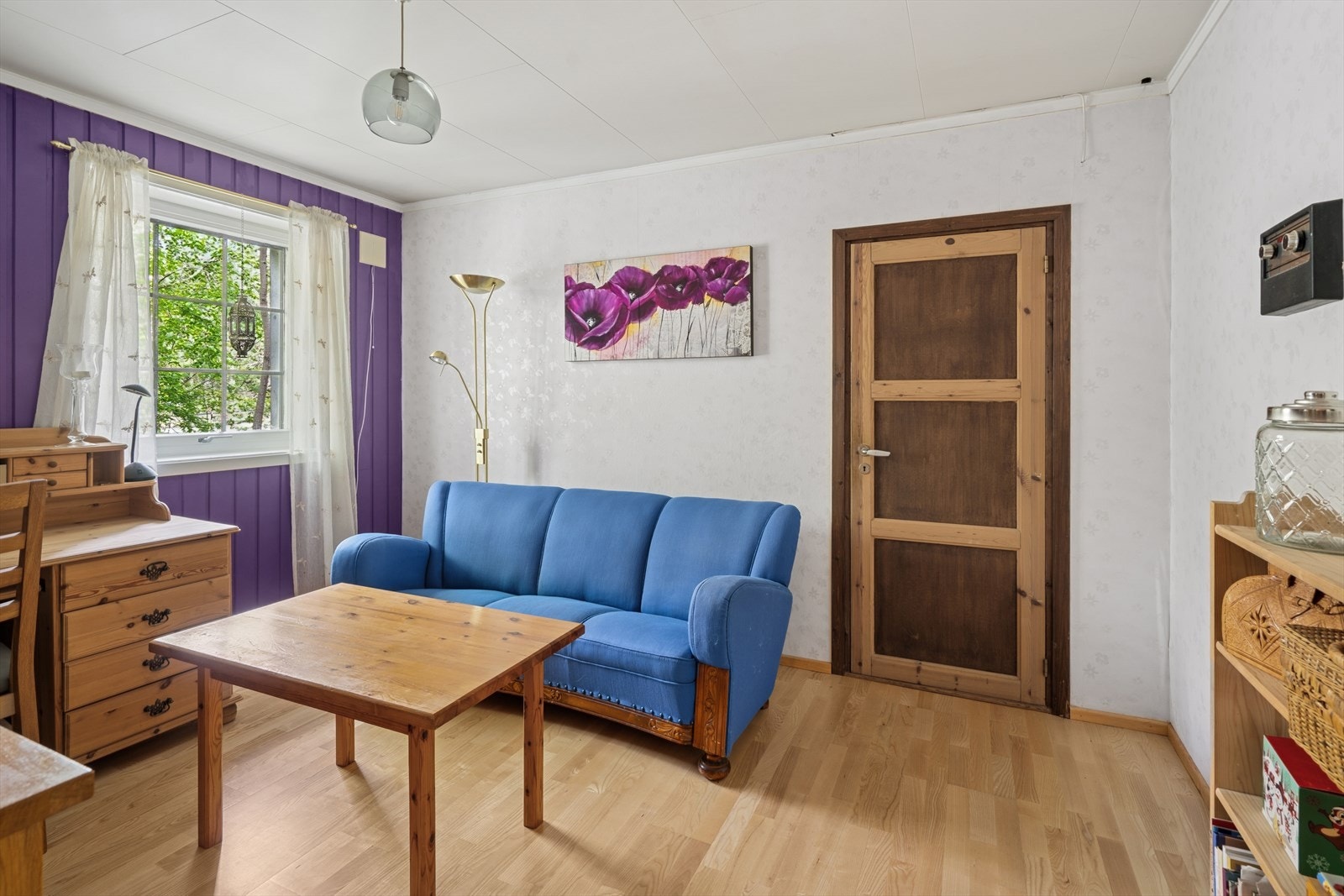 Det ene soverommet er innredet som stue. Galleribilde