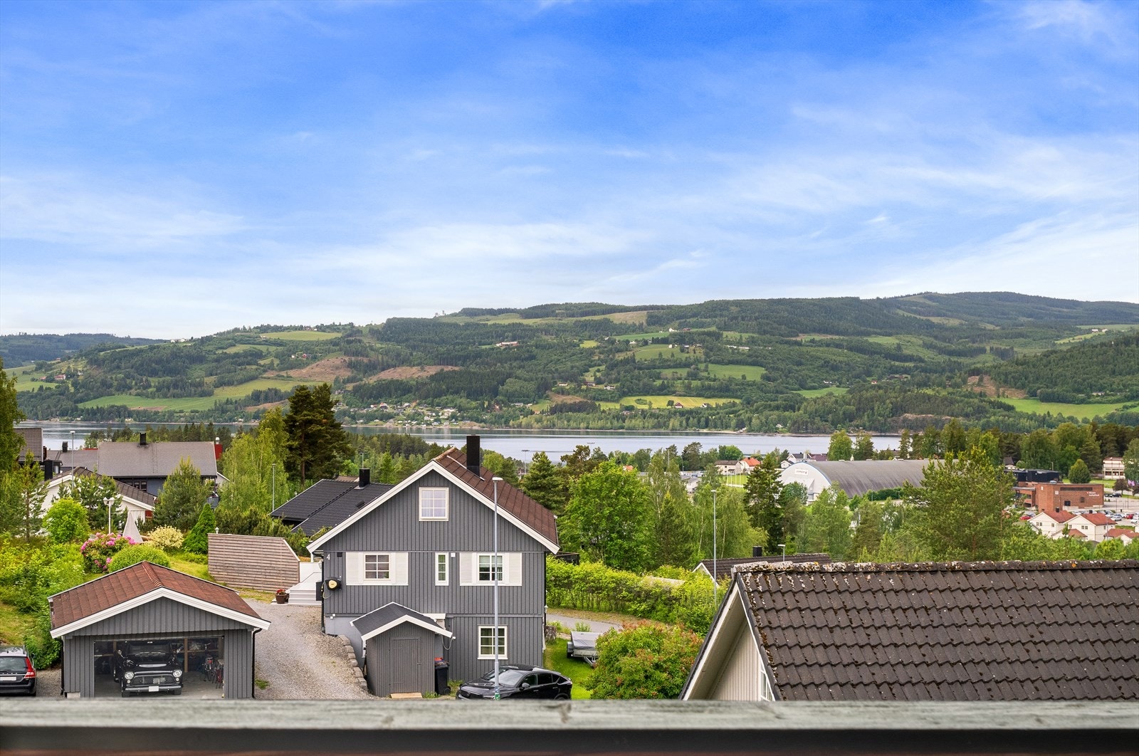 Såmmå å je æ hen i væla, bære je ser Mjøsa! Galleribilde