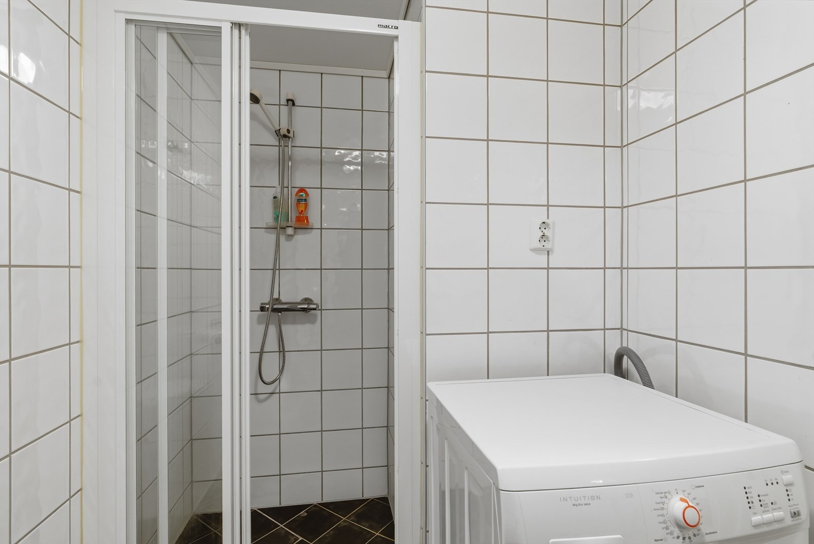 Hybel bad. Galleribilde