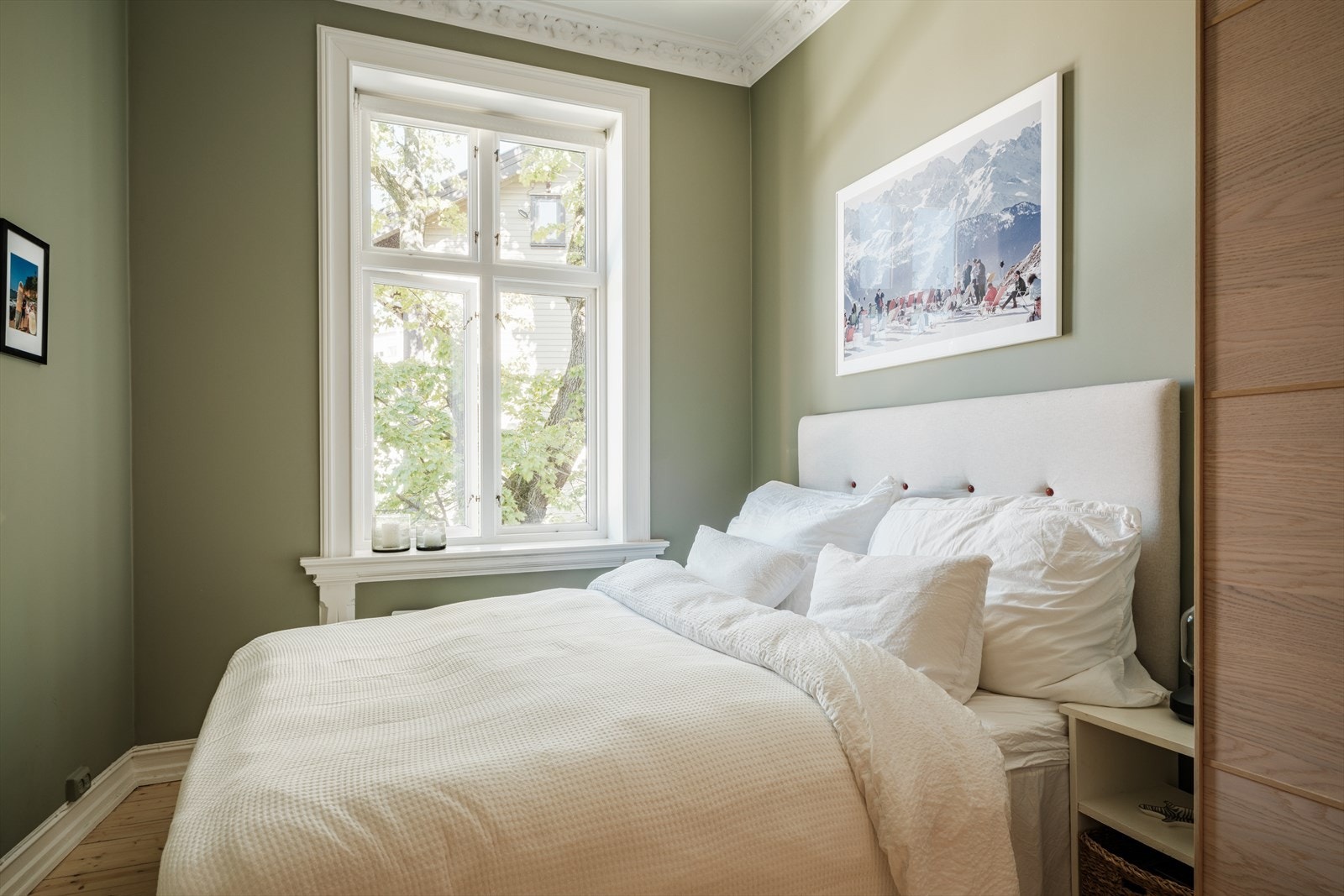 Hovedsoverom med plass til dobbeltseng. Galleribilde