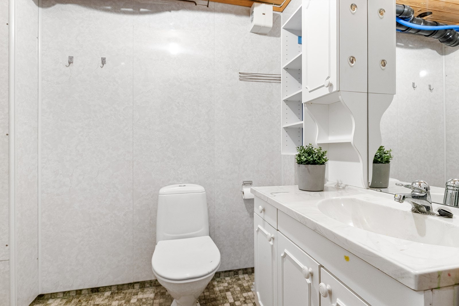 Toalett kjeller Galleribilde