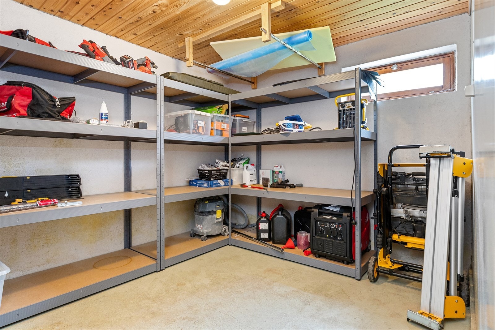 Kjellerbod Galleribilde