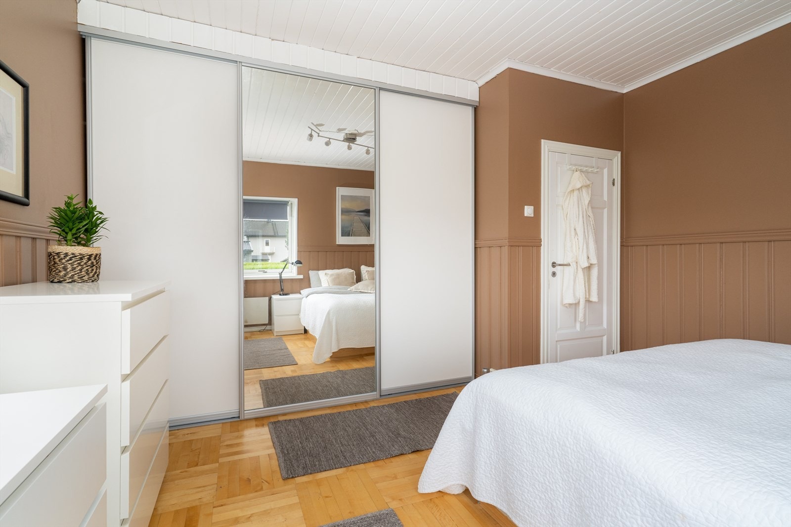 Soverom nr. 1 Galleribilde