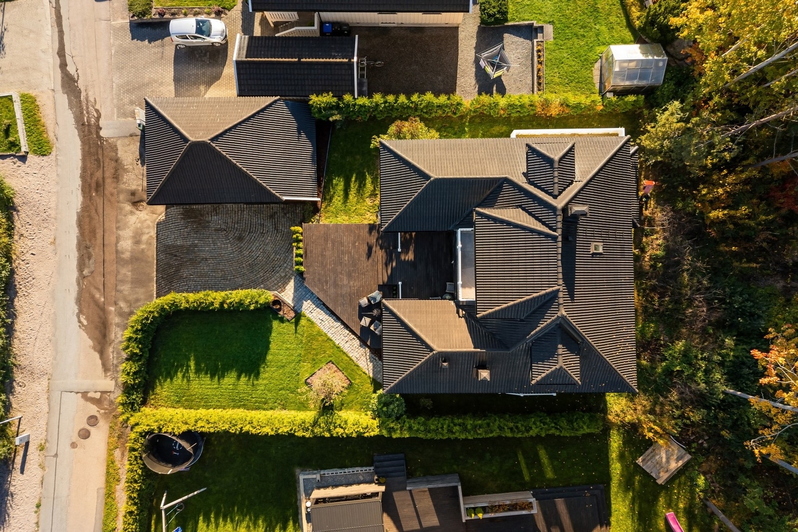 Pent opparbeidet tomt. Galleribilde