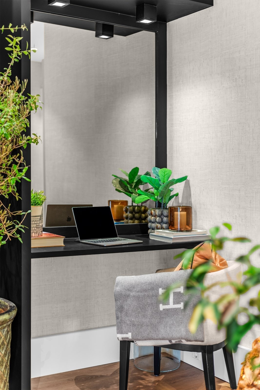 Kontornisje Galleribilde