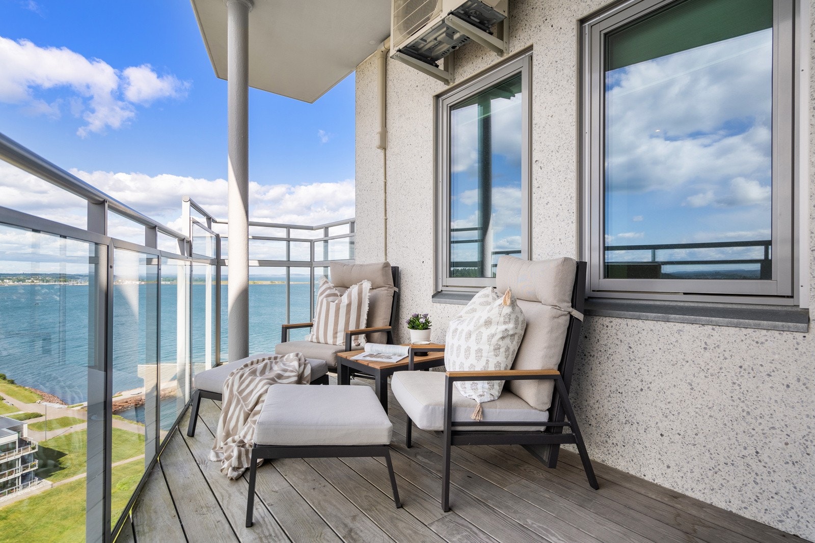 Vestvendt balkong Galleribilde