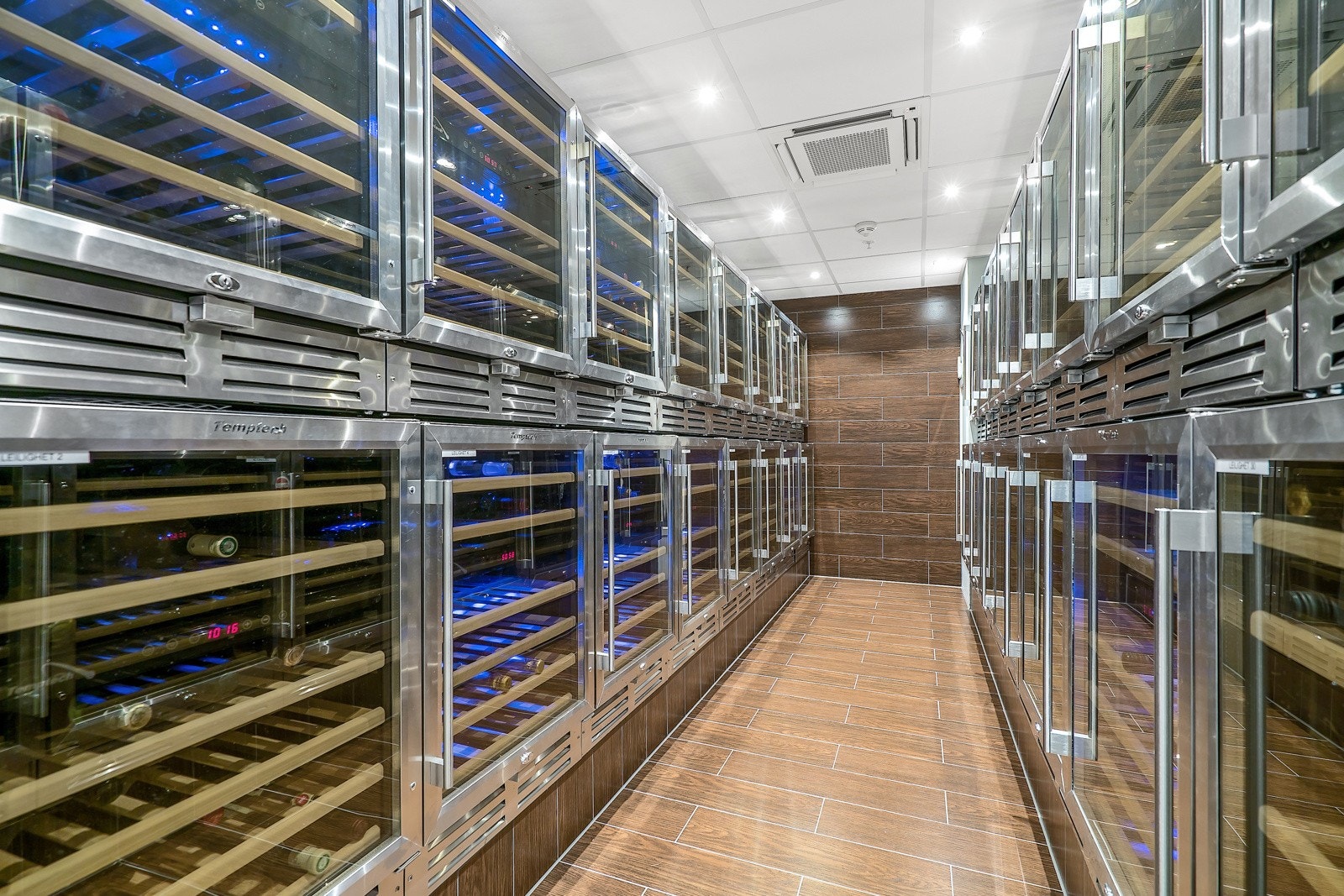 Eget vinskap Galleribilde