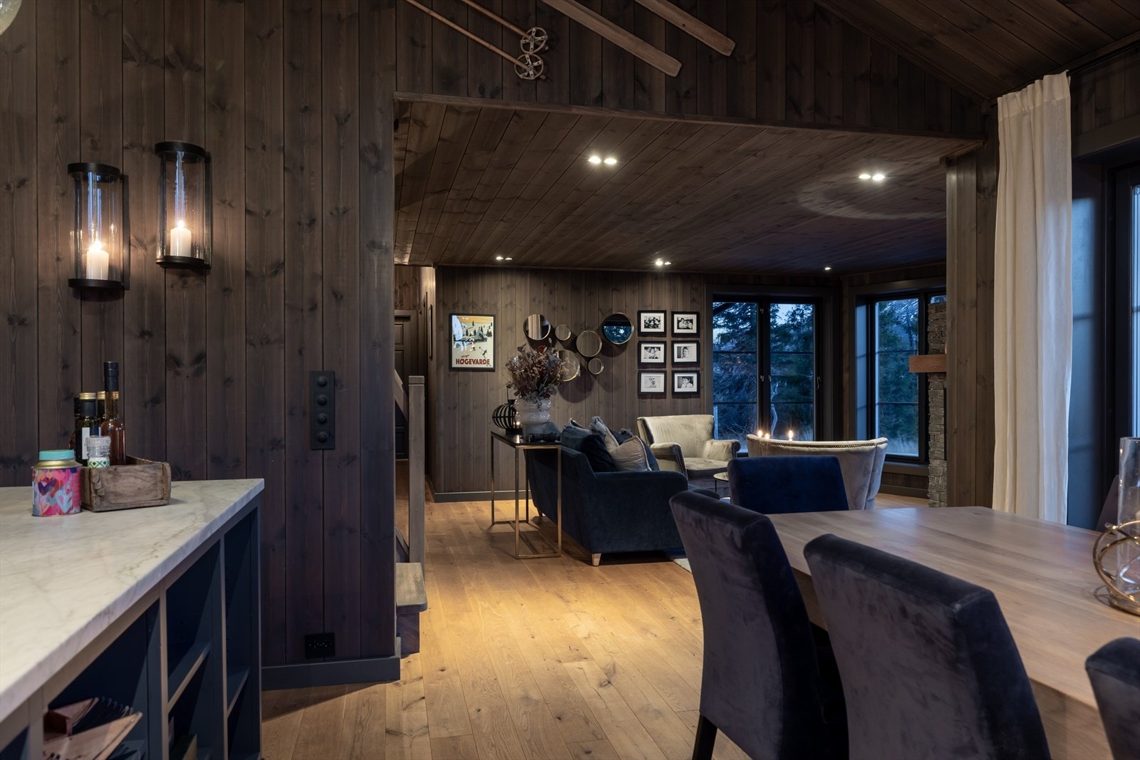 Alle termostater er z-wave enheter, og koblet til Homey for styring. Galleribilde