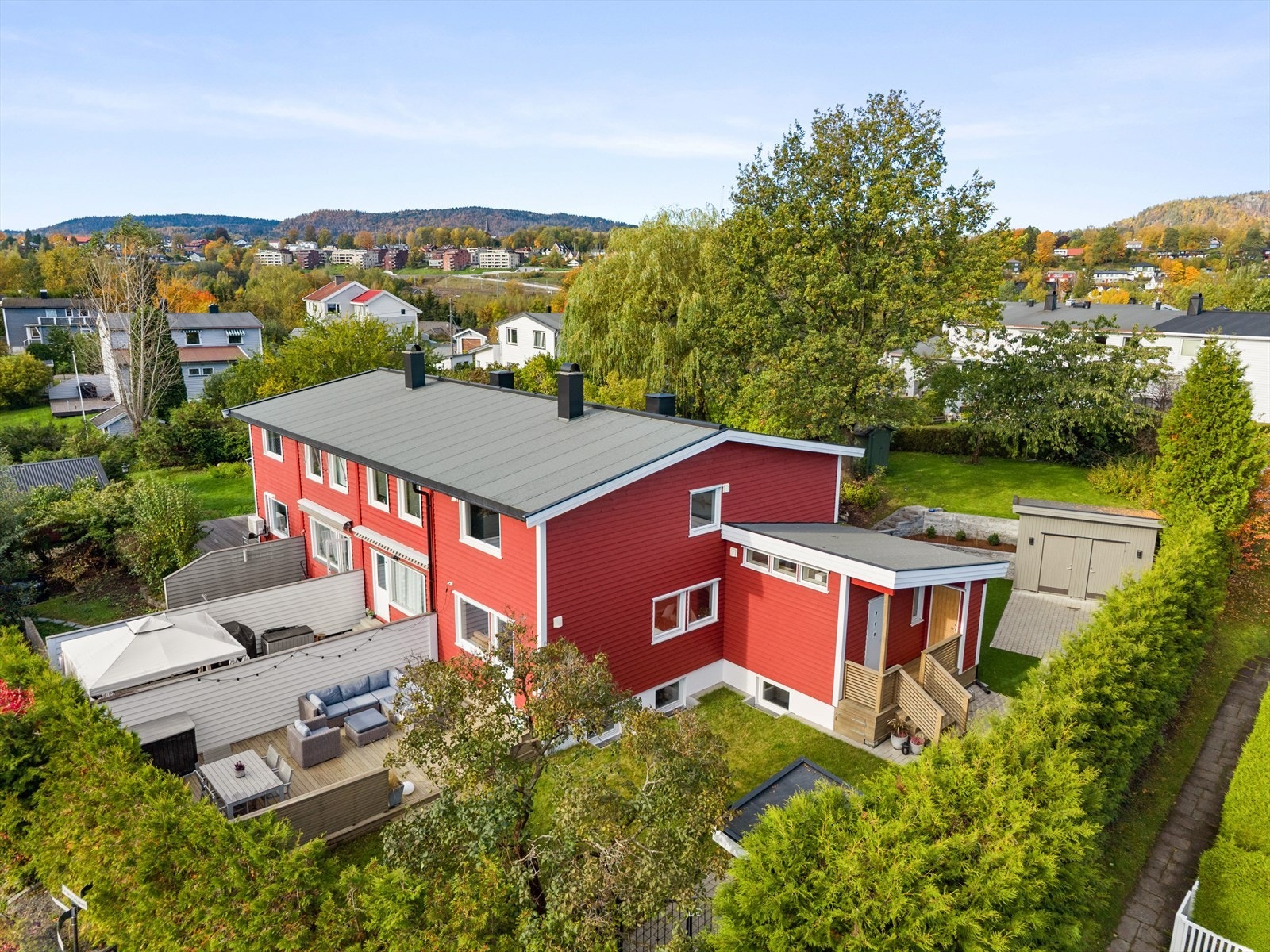 Velkommen til Undelstadveien 87A, presentert av Alexander Fossum i Nordvik Asker. Galleribilde