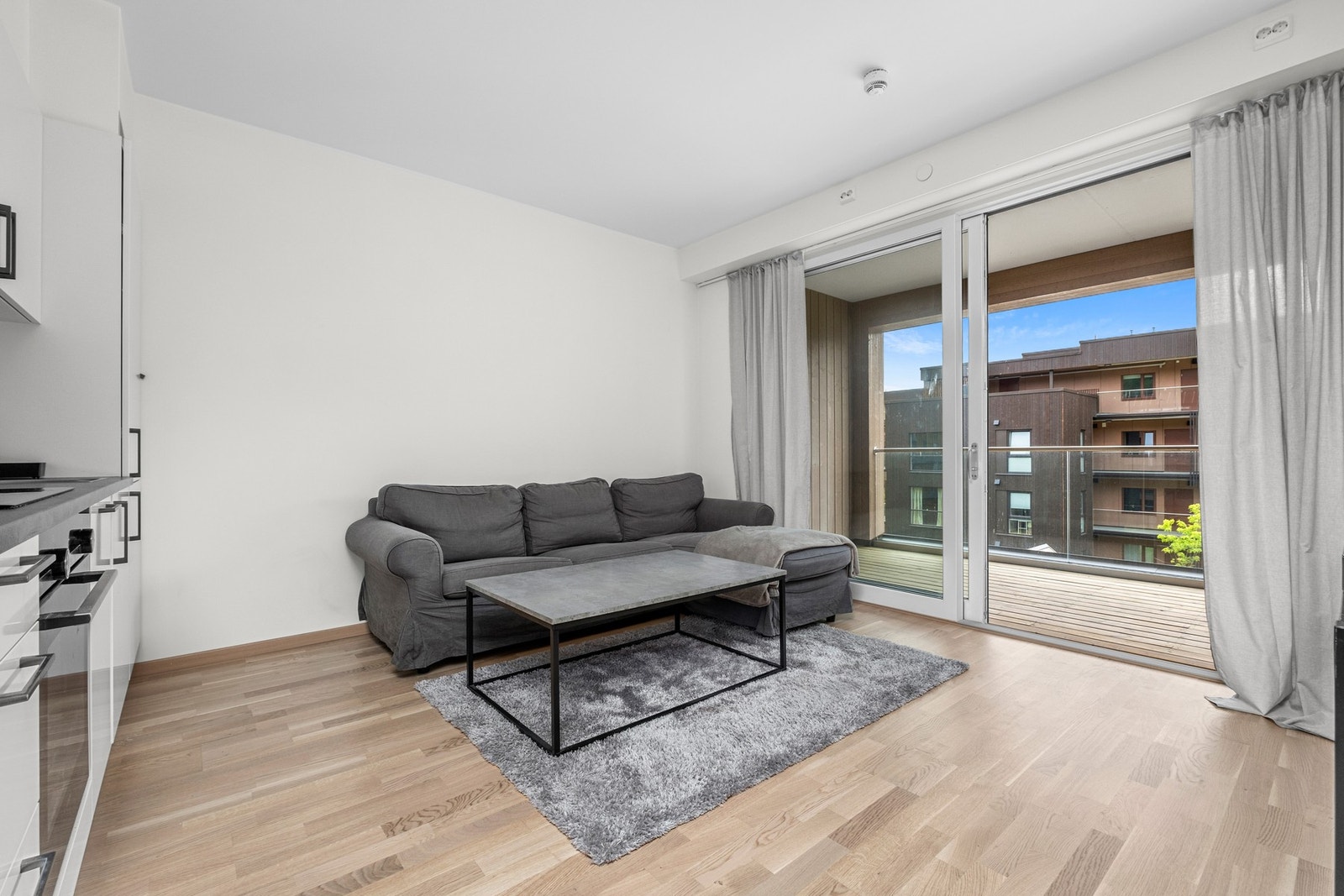 Fra stuen har du utgang til sørvestvendt balkong Galleribilde