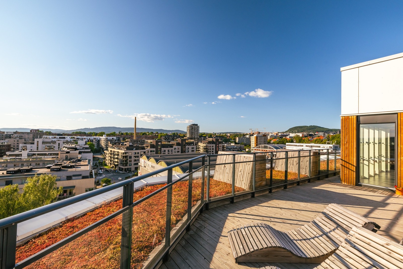 Borettslaget har flere flotte takterrasser til stor glede for beboerne. Galleribilde